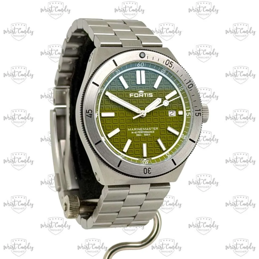 Fortis Marinemaster M-40 Woodpecker — sluiting