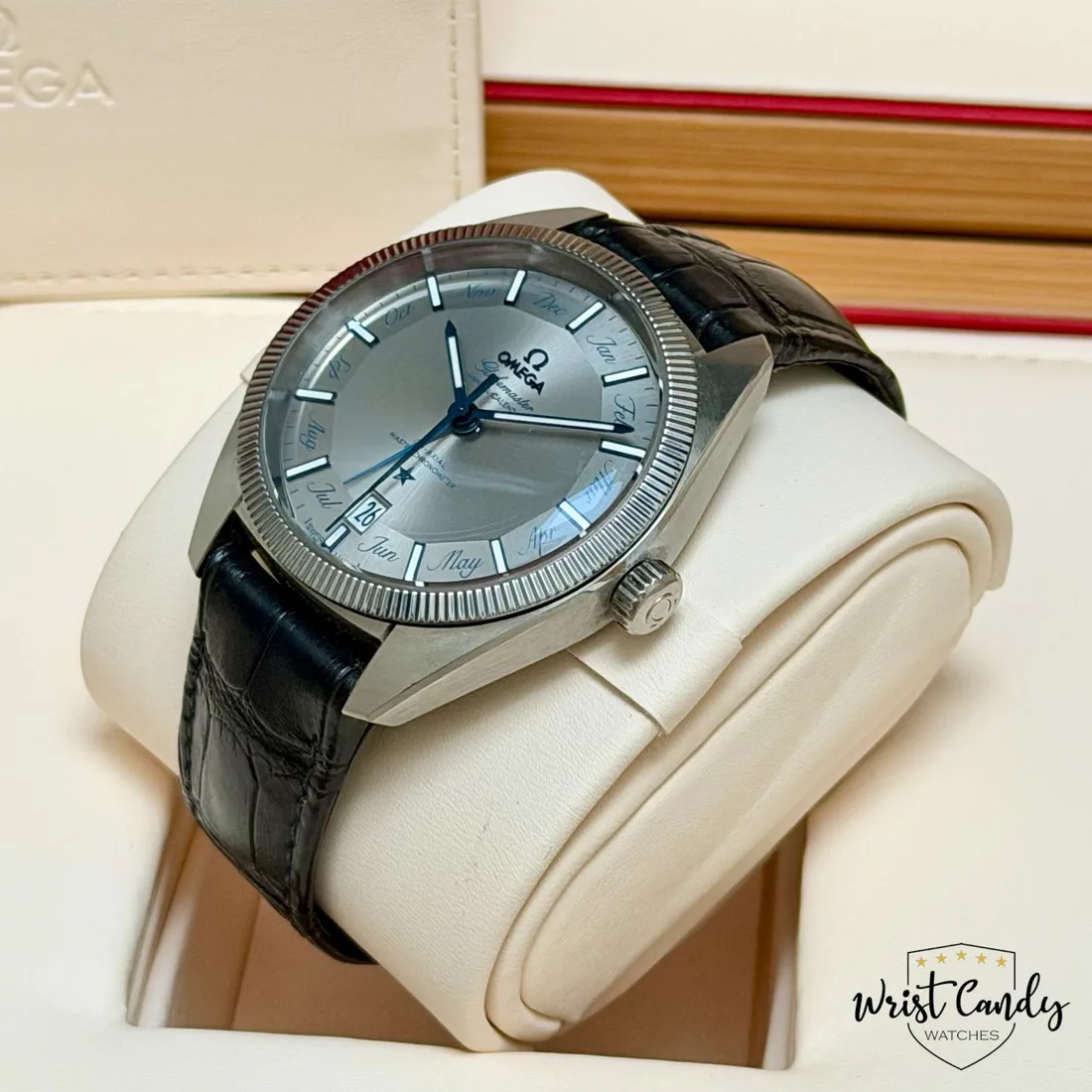 Omega Constellation Globemaster Annual Calendar — detail 7