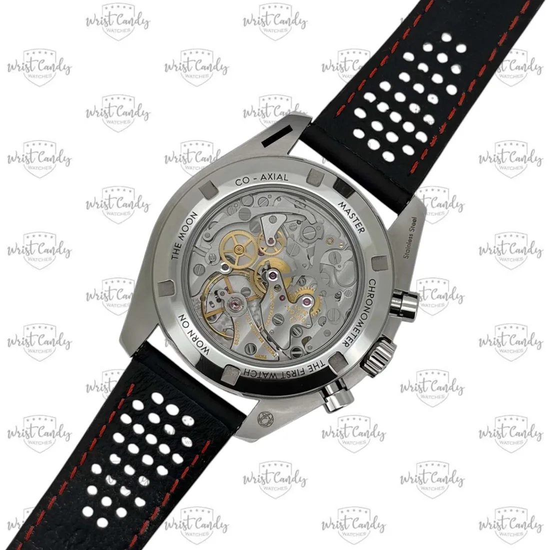 Omega Speedmaster Moonwatch Professional — zijkant