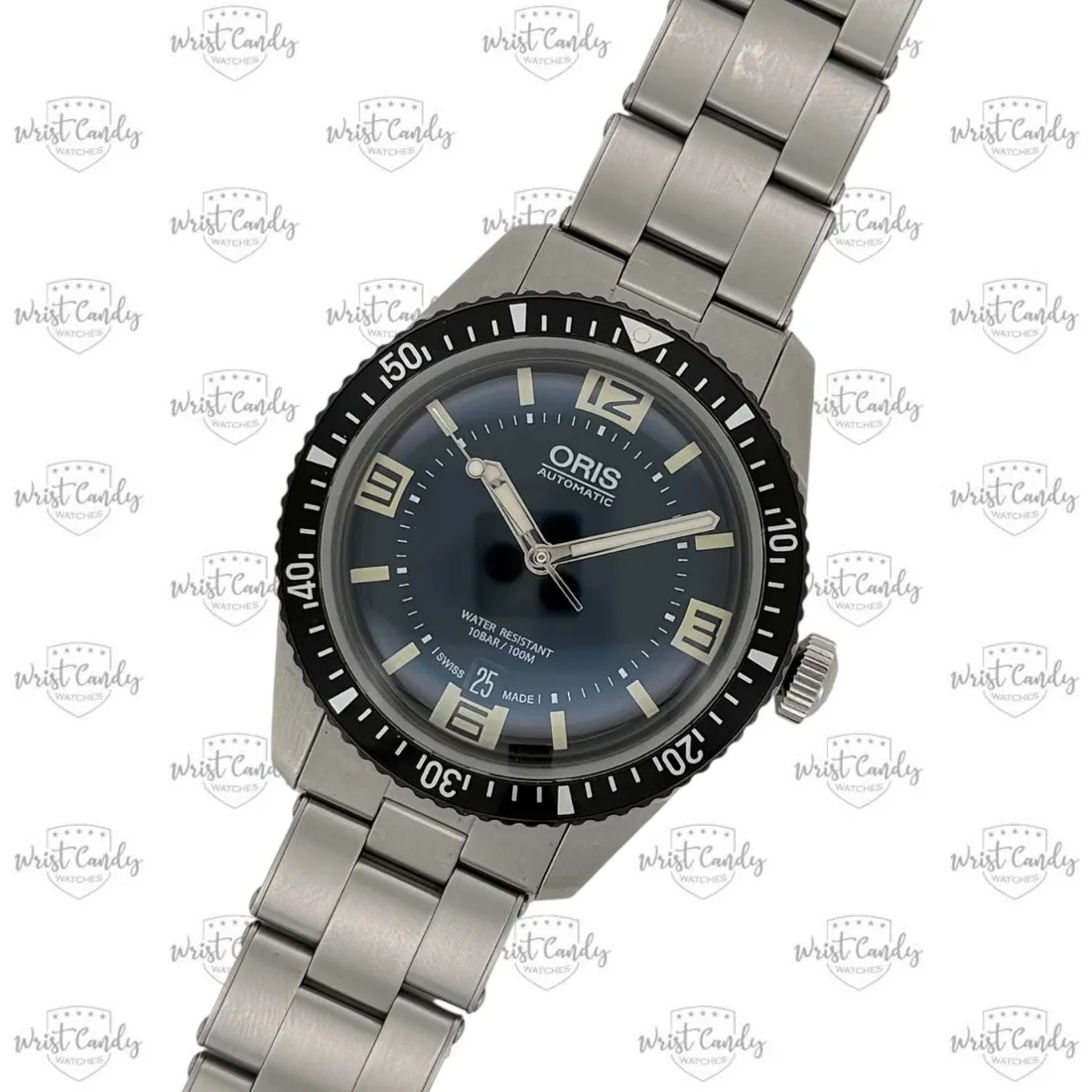 Oris 65 Diver “Crazy Numerals” — sluiting