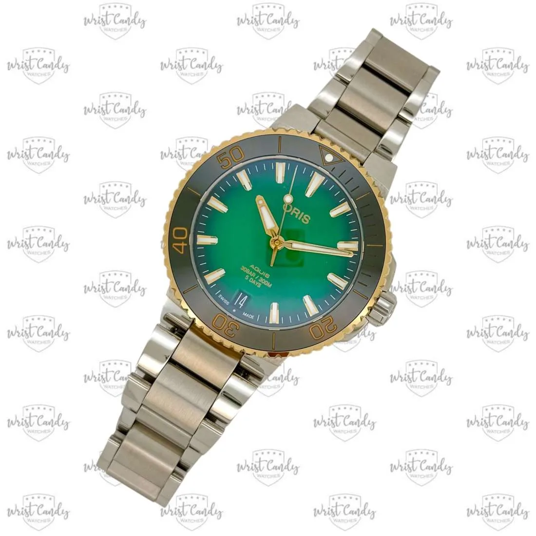 Oris Aquis Date Calibre 400 — zijkant