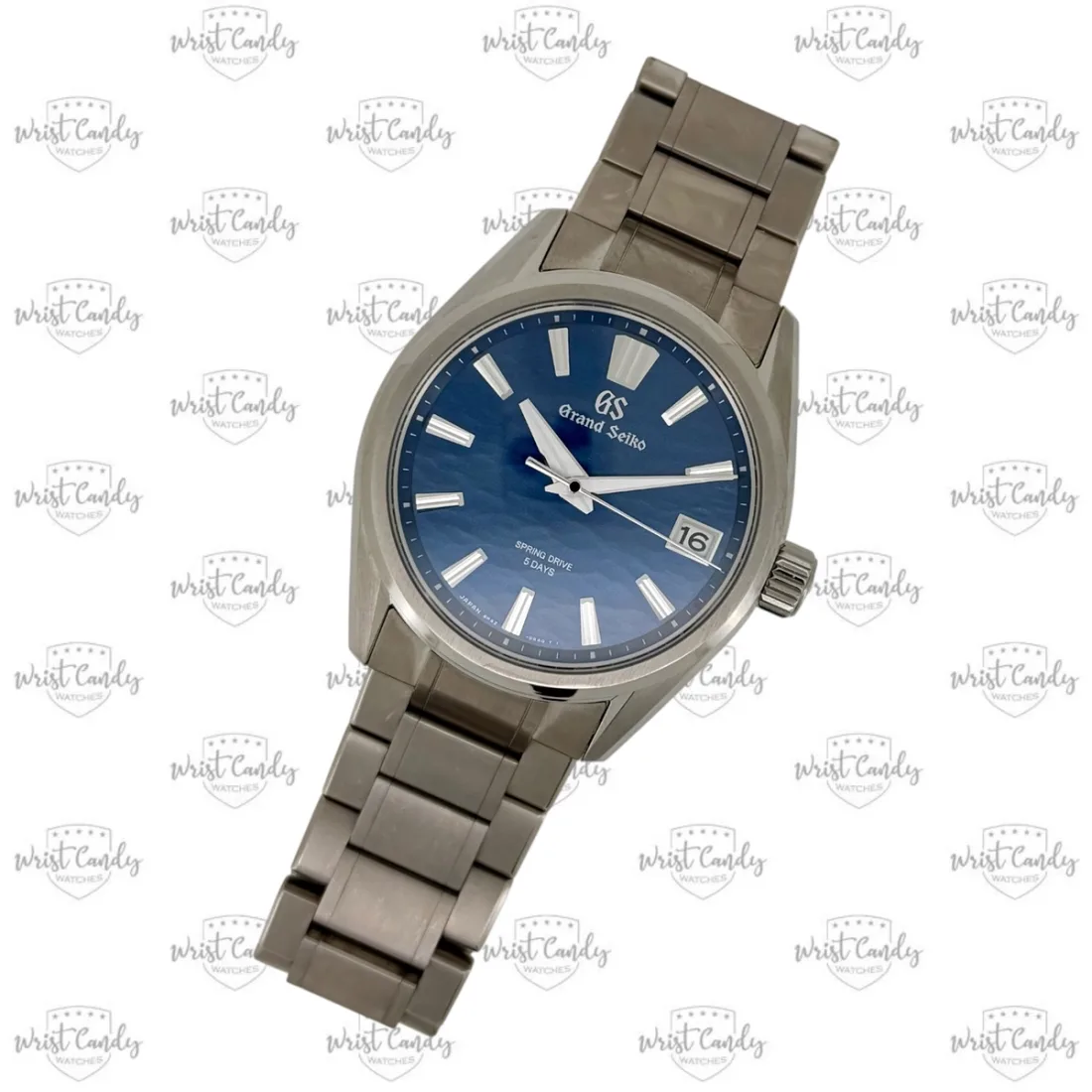 Grand Seiko Evolution 9 Collection "Lake Suwa” — sluiting