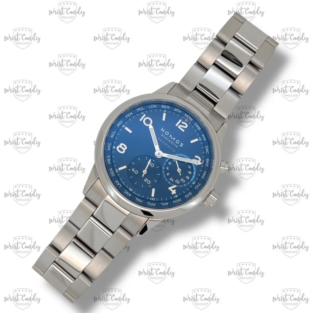 Nomos Club Sport Neomatik Worldtimer — sluiting