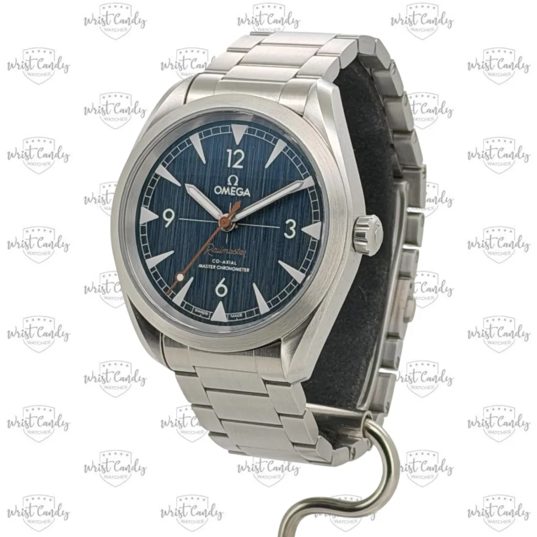Omega Seamaster Railmaster — sluiting