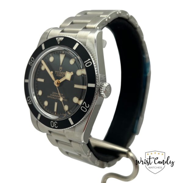 TUDOR BLACK BAY 54 • 06-2025 • NIEUW IN DE STICKERS - Afbeelding 2